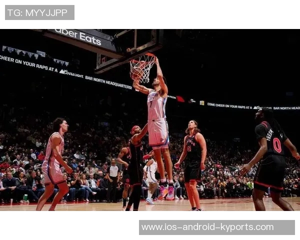 键盘侠詹冠里戴致敬哈登小里夫斯的传奇之路与篮球魅力