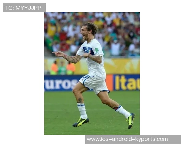 解说：开拓者战术乏力阿夫迪亚独树一帜利用杨瀚森掩护其他人难以配合